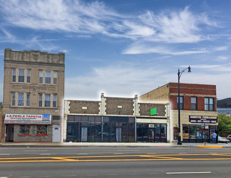 3253-3257 W North Ave, Chicago, IL for sale - Building Photo - Image 1 of 1