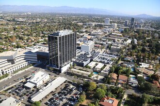 15760 Ventura Blvd, Encino, CA - aerial  map view