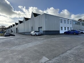 Tregoniggie Industrial Estate, Falmouth to rent Building Photo- Image 1 of 10