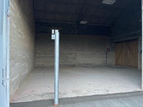 Sincox Ln, Partridge Green to rent Interior Photo- Image 2 of 2