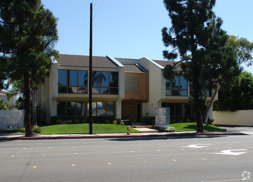 15052 Springdale St, Huntington Beach, CA for rent - Building Photo - Image 3 of 6