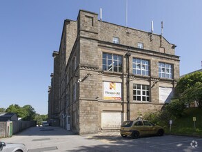 Grimshaw Ln, Bollington for rent Building Photo- Image 1 of 7