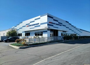 2220 E Cerritos Ave, Anaheim, CA for rent Building Photo- Image 1 of 1