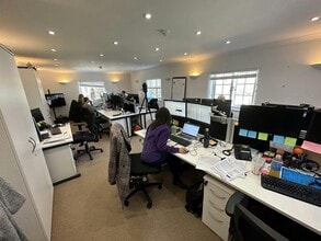 12A Bell Ln, Thame to rent Interior Photo- Image 1 of 8