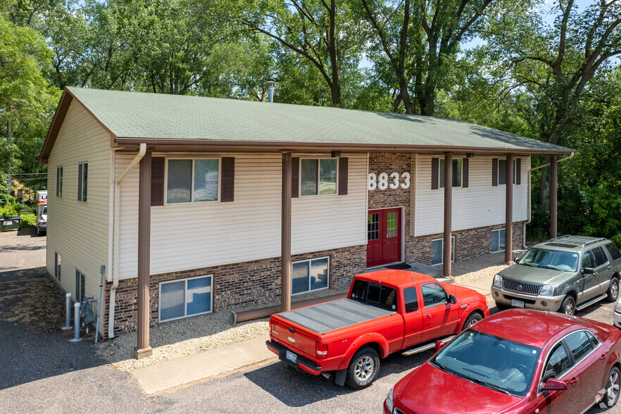 8833 NE Central Ave, Blaine, MN for rent - Building Photo - Image 1 of 4