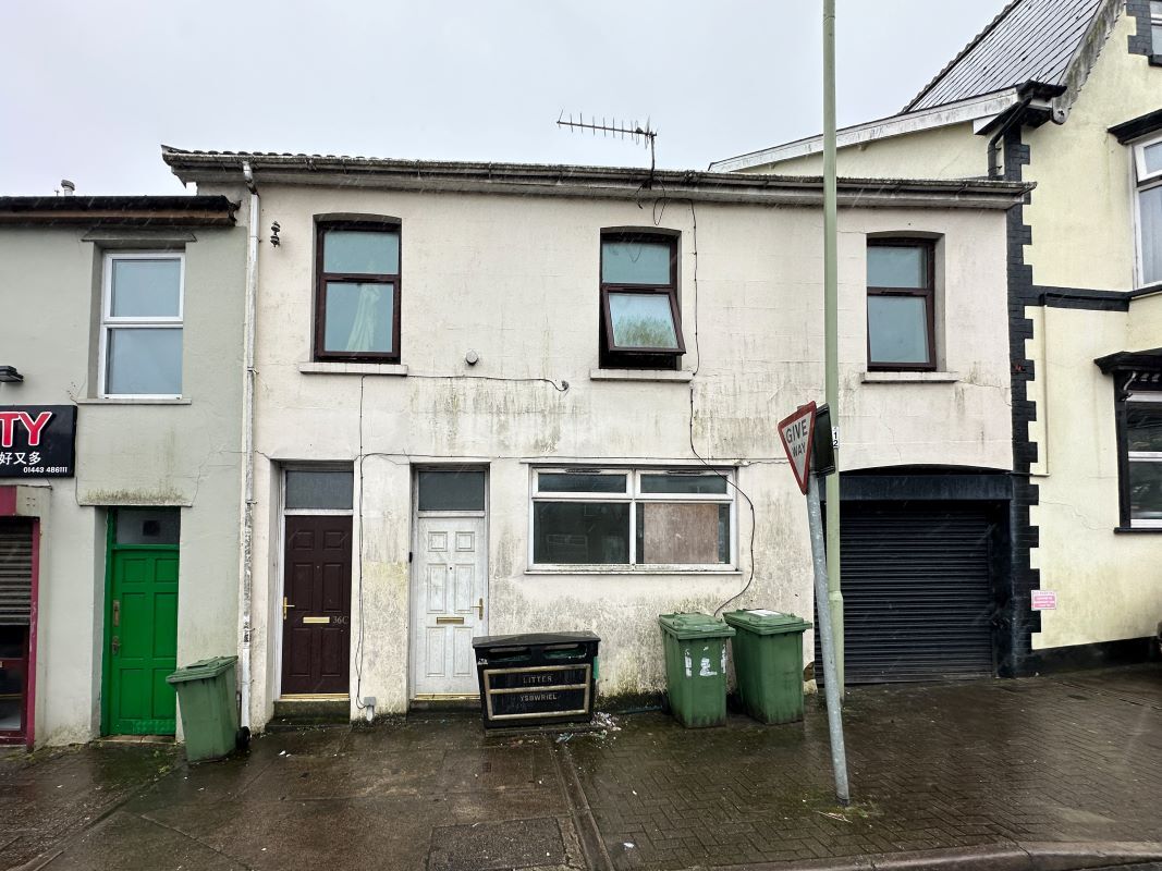 36D High St, Pontypridd for sale Primary Photo- Image 1 of 1