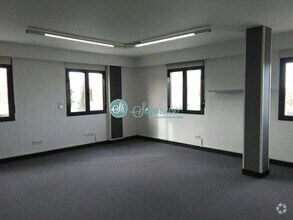 Office in La Lastrilla, Segovia to rent Interior Photo- Image 2 of 4