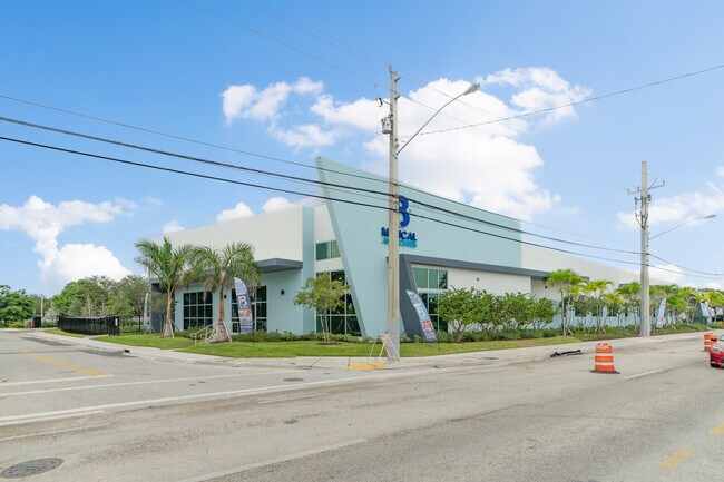 More details for 101 NW 12th St, Pompano Beach, FL - Medical to Rent