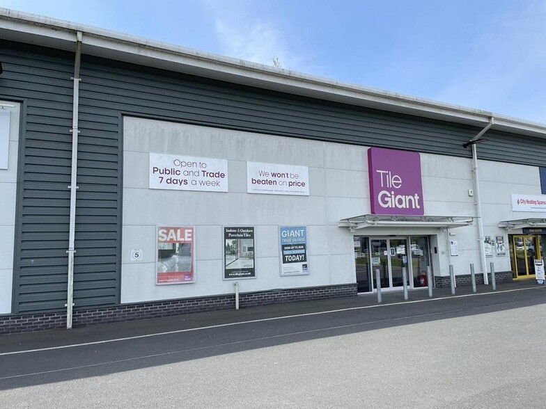 Units A-E Vanguard Way, Shrewsbury to rent - Building Photo - Image 2 of 8