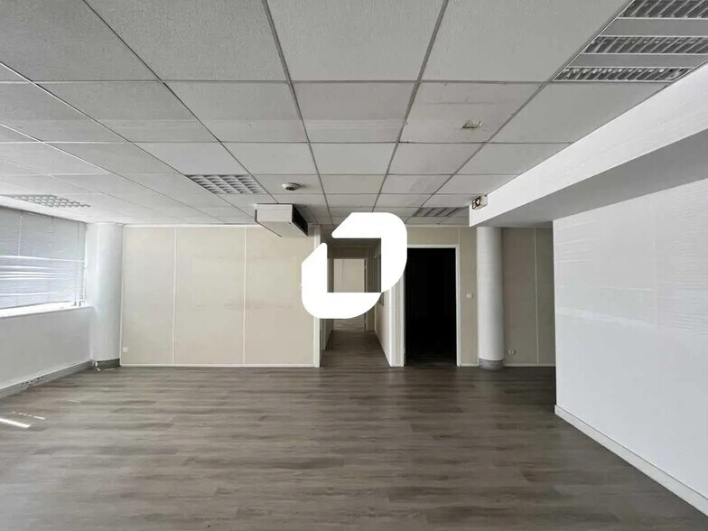 Office in Bègles to rent - Interior Photo - Image 3 of 10