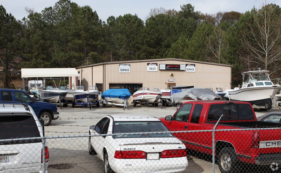 270 Shannon Way, Lawrenceville, GA for sale - Primary Photo - Image 1 of 1