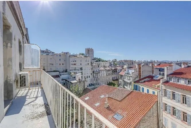 Office in Marseille to rent - Building Photo - Image 2 of 9
