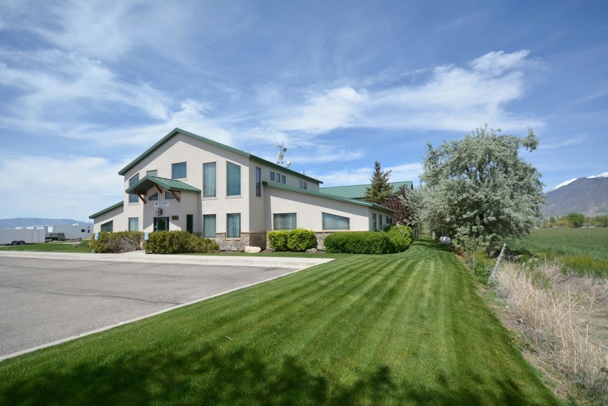 2250 W Center St, Springville, UT for sale - Building Photo - Image 1 of 1