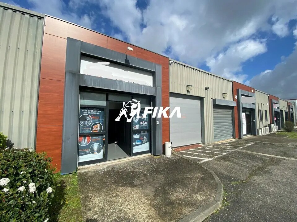 Light Industrial in L'Union to rent Primary Photo- Image 1 of 9