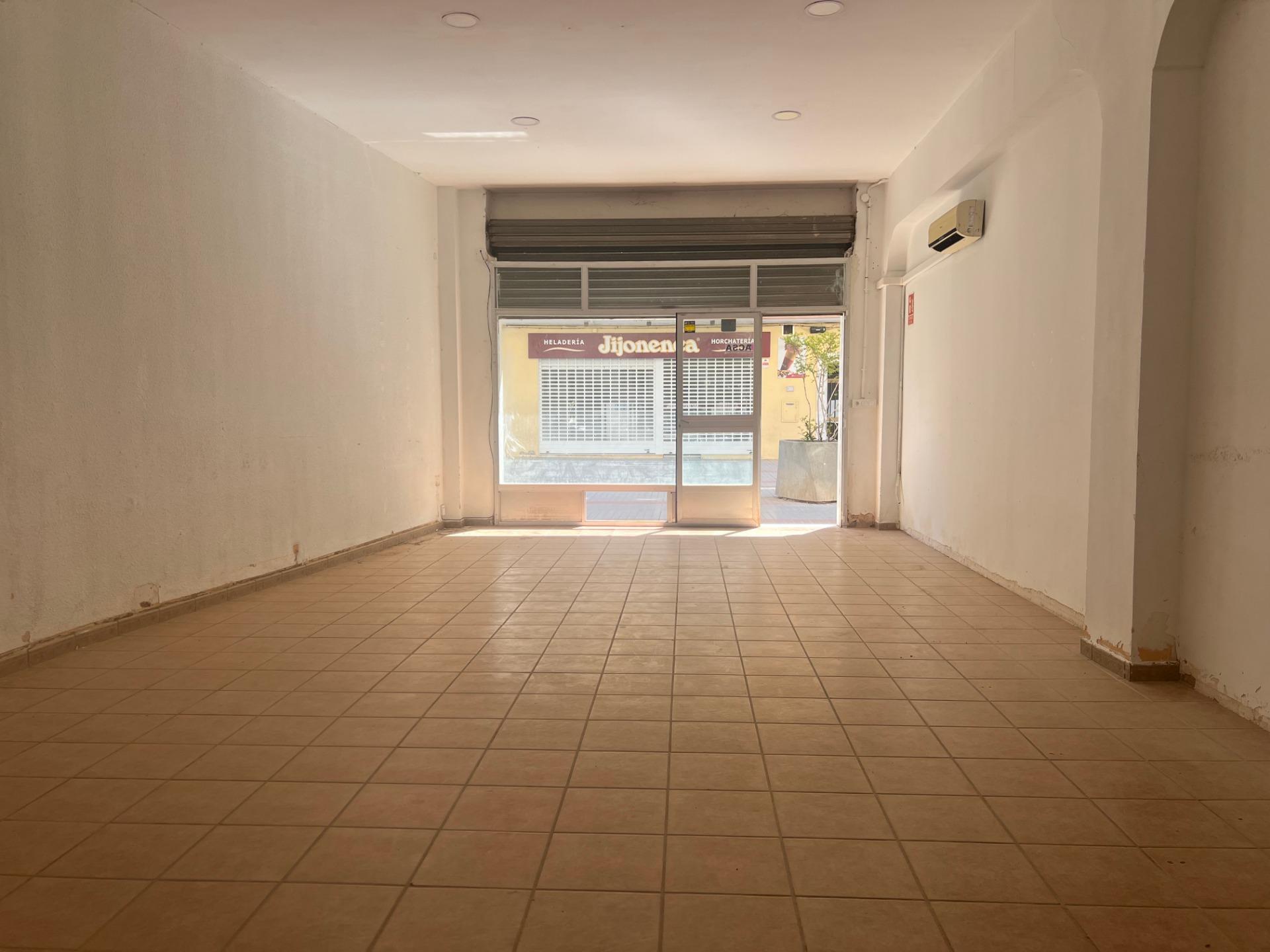 Rambla d'Algemesí, 3, Algemesí, Valencia to rent Building Photo- Image 1 of 11