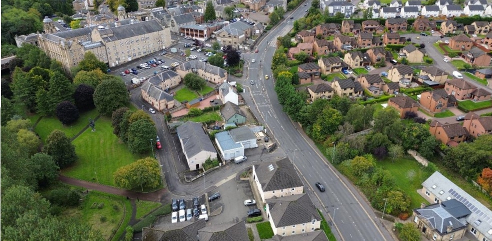 76 Muir St, Hamilton to rent - Primary Photo - Image 1 of 2