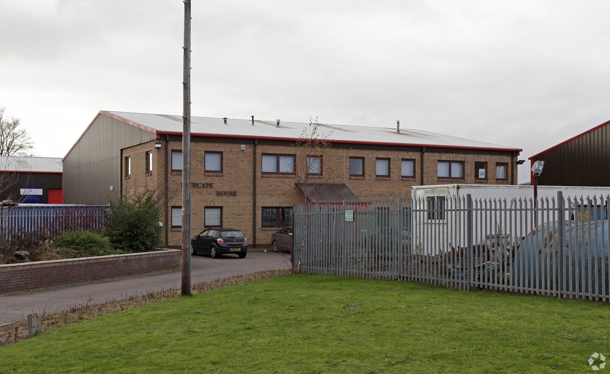 Inchcape Pl, Perth to rent Primary Photo- Image 1 of 3