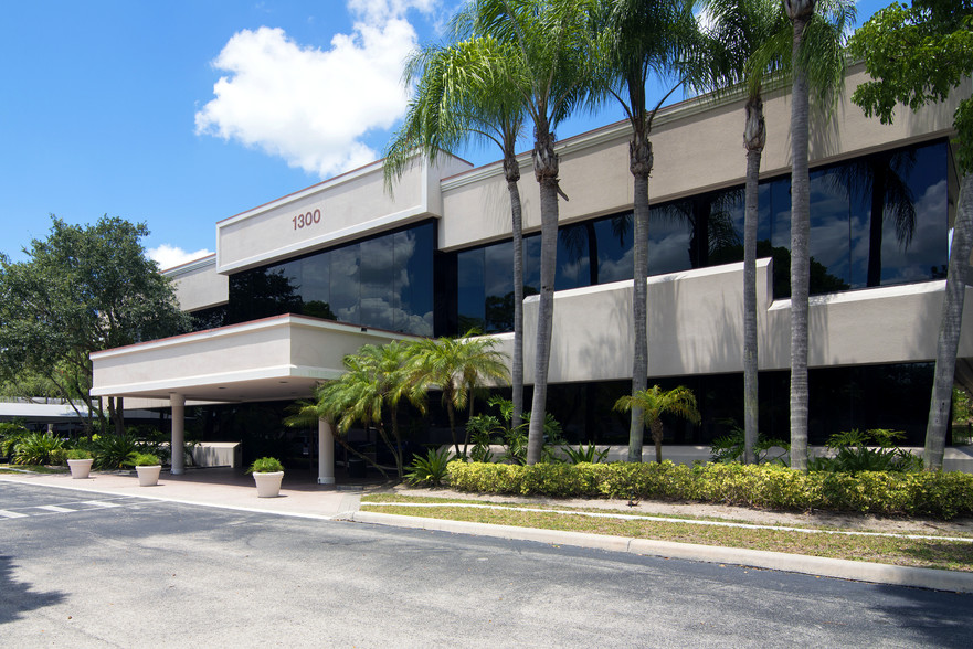 1300 Corporate Center Way, Wellington, FL for rent - Building Photo - Image 3 of 5