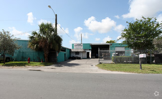 More details for 2090 Powerline Rd, Pompano Beach, FL - Industrial for Rent