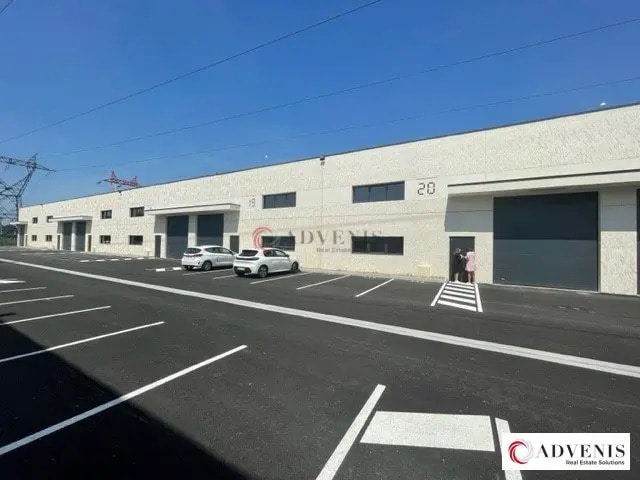 Vente Local d'activités 224 m² à 448 m² - Photo 1