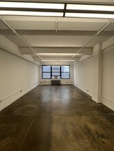 330 W 38th St, New York, NY for rent Interior Photo- Image 1 of 2