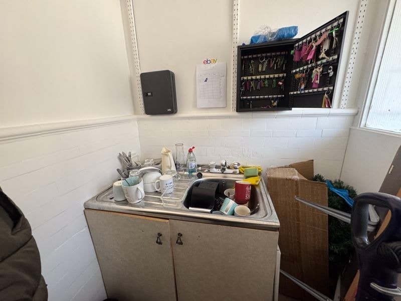 146-150 Hinckley Rd, Leicester to rent Interior Photo- Image 1 of 3