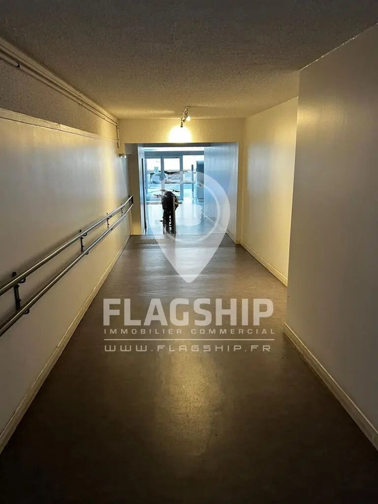 Location Bureaux 1 143 m² - Photo 1