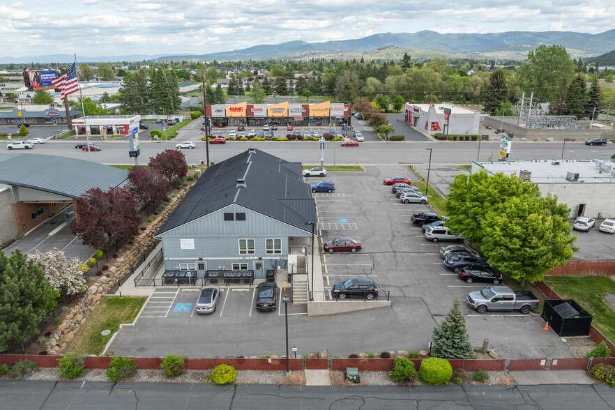 507 N Sullivan Rd, Spokane Valley, WA for rent - Building Photo - Image 2 of 11