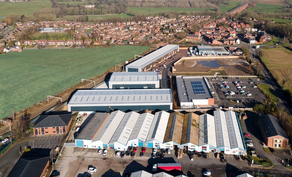 Block B Manor Ln, Crewe for sale - Building Photo - Image 2 of 6