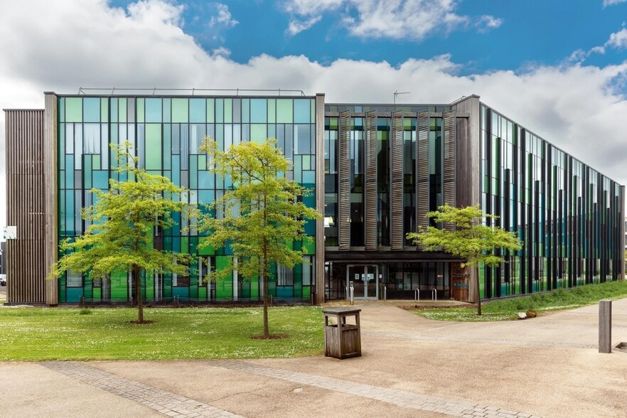 Baird Ln, York to rent - Building Photo - Image 2 of 5