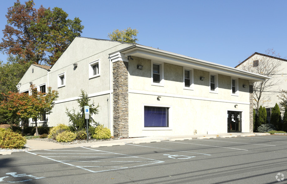 180-184 State Route 27, Edison, NJ for rent - Building Photo - Image 1 of 28