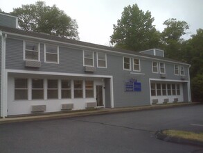 192 Worcester St, Natick, MA for rent Building Photo- Image 2 of 3