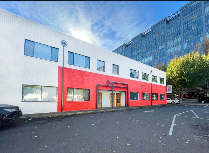 1328-1332 NW Kearney St, Portland, OR for rent - Building Photo - Image 1 of 10