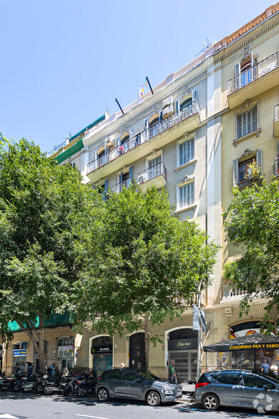 Carrer de Villarroel, Barcelona, Barcelona for sale - Primary Photo - Image 1 of 1