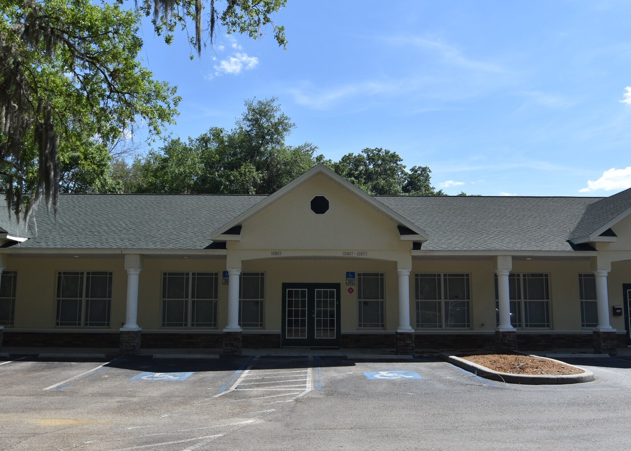 10841-10857 Park Dr, Riverview, FL for sale Building Photo- Image 1 of 1