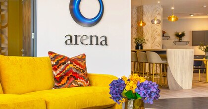 Wharfedale Rd, Wokingham to rent Interior Photo- Image 1 of 6