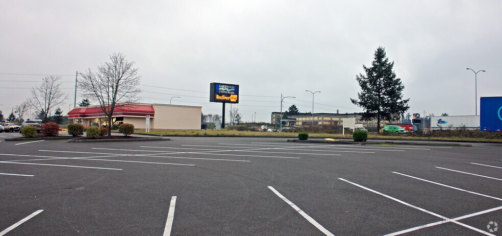 84th St S, Lakewood, WA for rent - Building Photo - Image 2 of 4