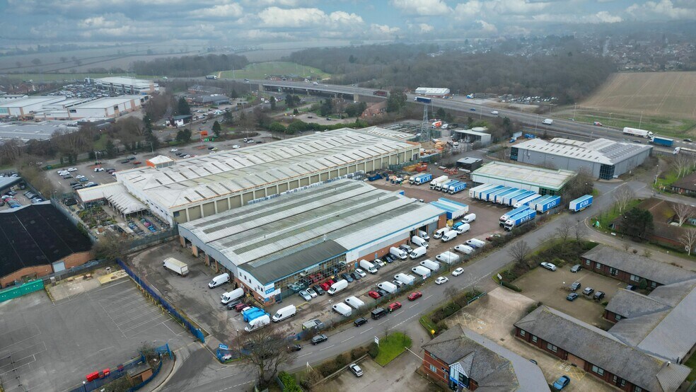Progress Way, Coventry to rent - Building Photo - Image 3 of 23