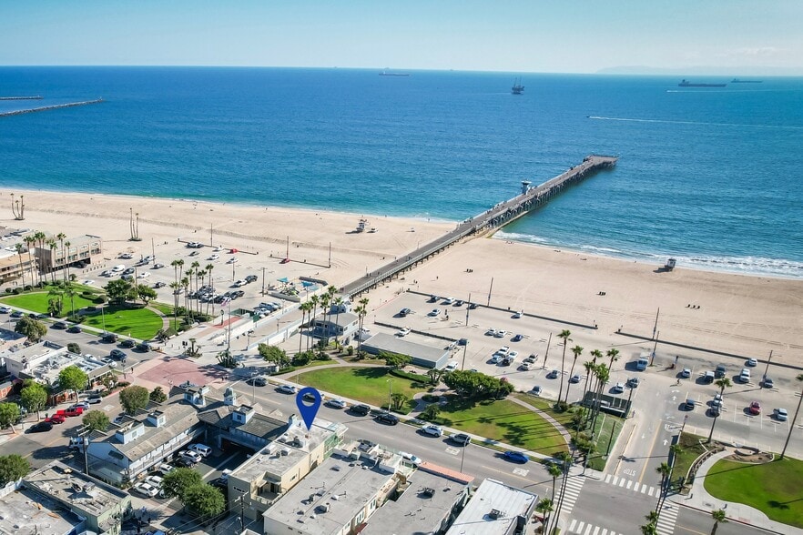 827-829 Ocean Ave, Seal Beach, CA for sale - Building Photo - Image 1 of 15