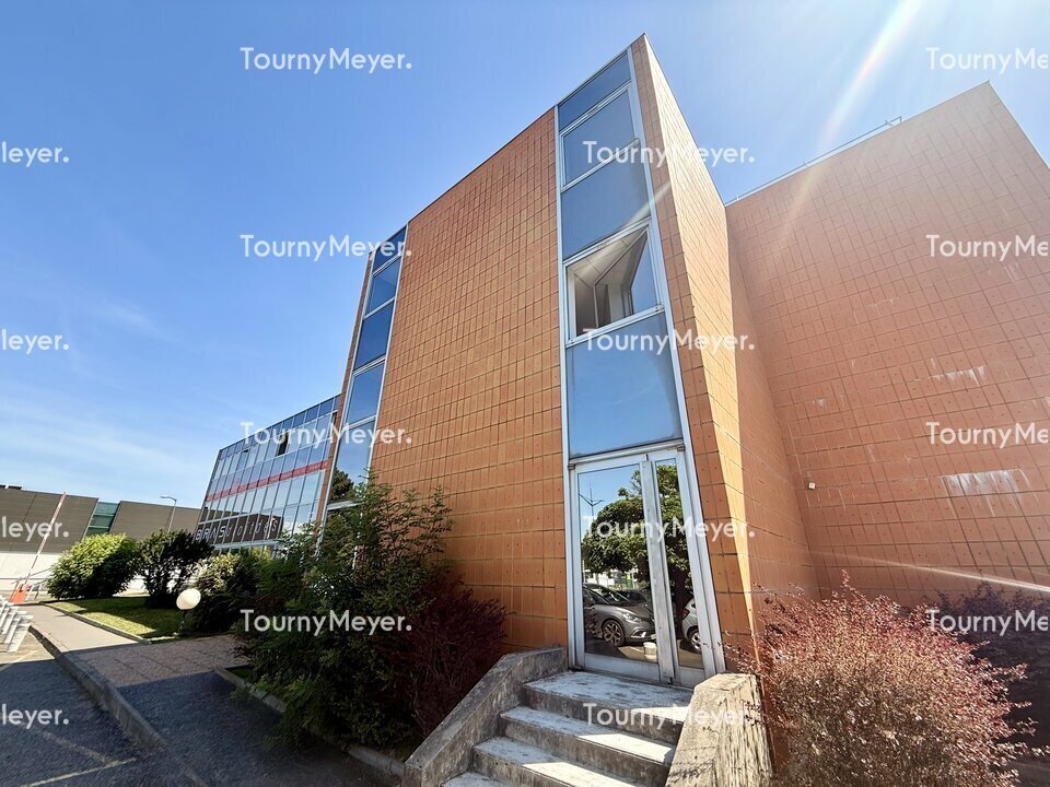2 Rue De La Tuilerie, Balma to rent Building Photo- Image 1 of 13
