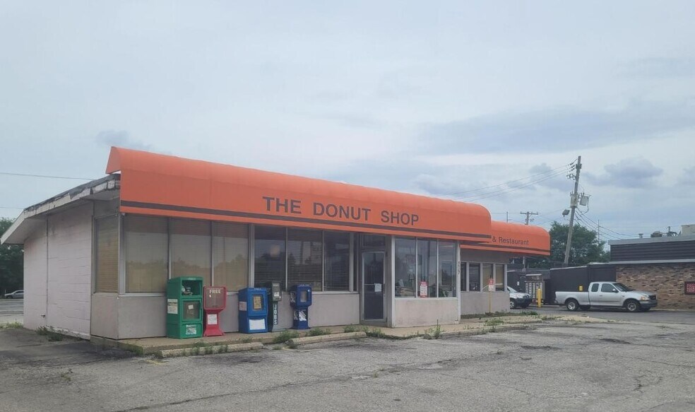 5527 N Keystone Ave, Indianapolis 46220 Retail for Rent