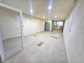 Retail in Sant Celoni, Barcelona to rent Interior Photo- Image 1 of 9