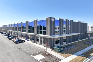 More details for 135 Addison Hall Cir, Aurora, ON - Office to Rent