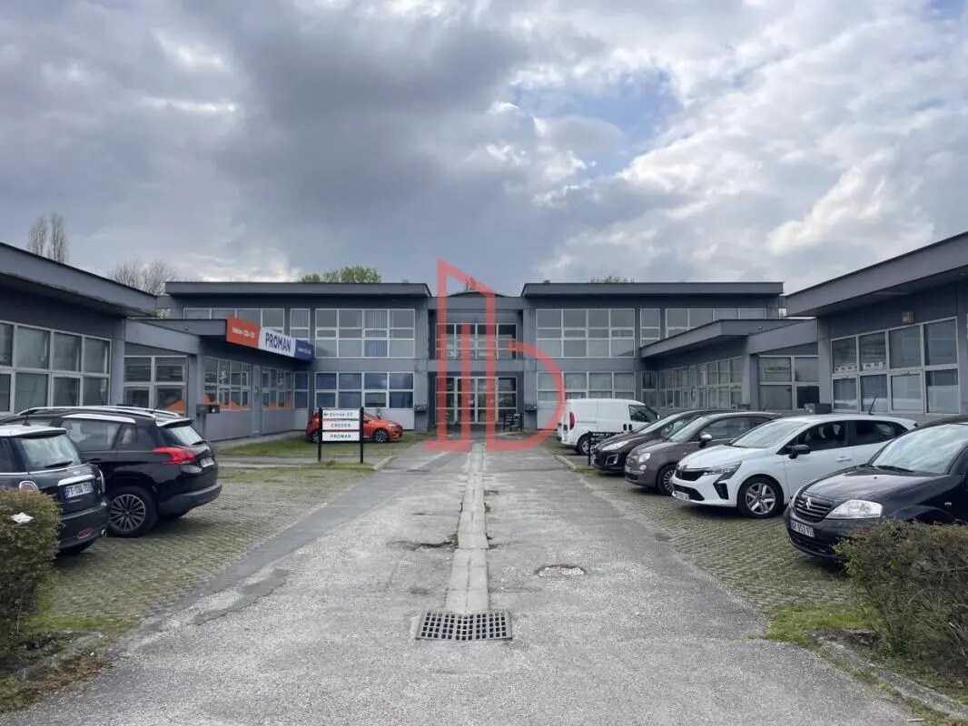 Office in Bordeaux to rent Building Photo- Image 1 of 6