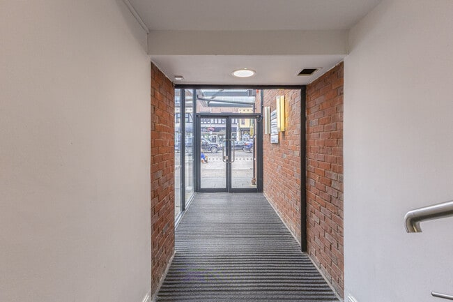 More details for 184 High St, Berkhamsted - Office to Rent
