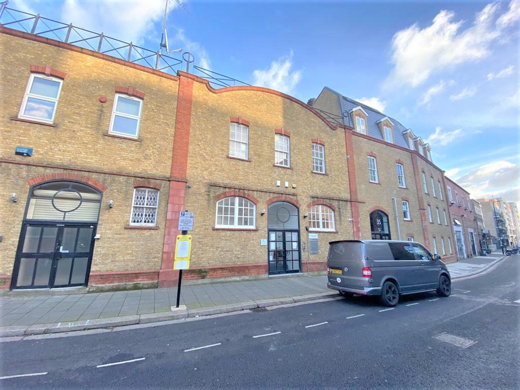 33 Warple Mews, London for rent Building Photo- Image 1 of 10