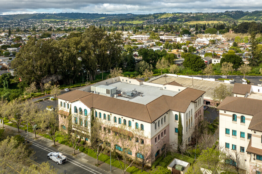 1000 San Leandro Blvd, San Leandro, CA for rent - Building Photo - Image 3 of 7