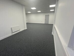 Wesley Sq, Hartlepool to rent Interior Photo- Image 2 of 4