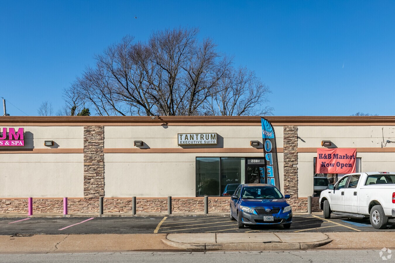 5023 Goodfellow Blvd, Saint Louis 63136 UK