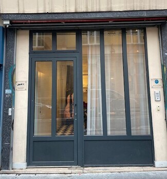 More details for 8 Rue Théophile Roussel, Paris - Retail to Rent